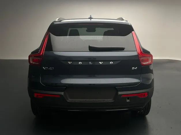 Volvo XC40 2.0 B4 MH Plus Dark