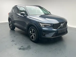 Volvo XC40 2.0 B4 MH Plus Dark