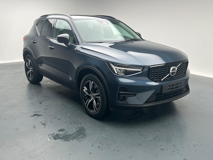 Vehicle image VOLVO XC40