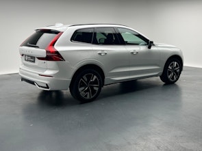 Vehicle image VOLVO XC60 2.0 B5 MH Plus Dark AWD
