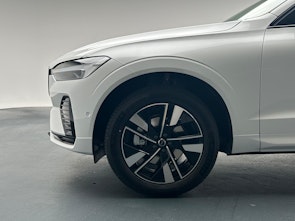 Vehicle image VOLVO XC60 2.0 B5 MH Plus Dark AWD