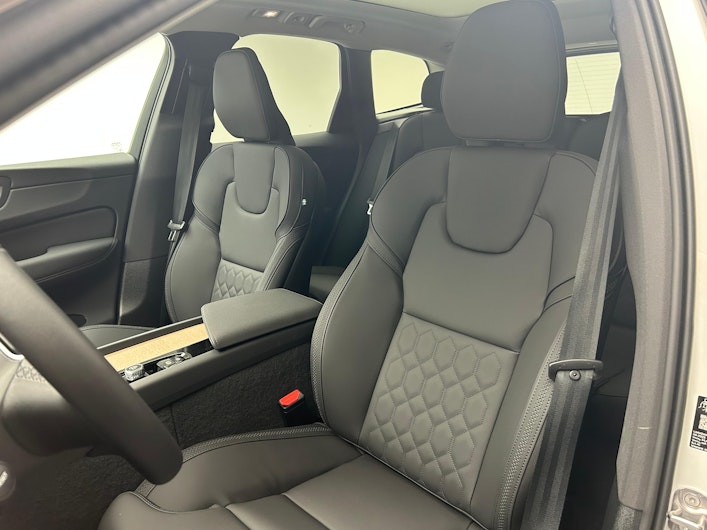 Vehicle image VOLVO XC60