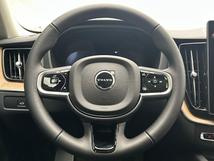 Vehicle image VOLVO XC60