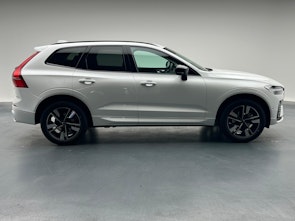 Vehicle image VOLVO XC60 2.0 B5 MH Plus Dark AWD