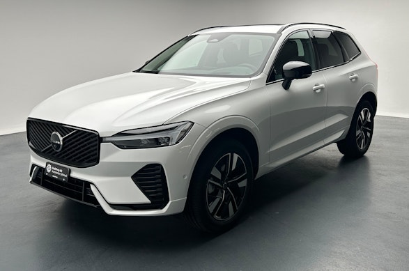 VOLVO XC60 2.0 B5 MH Plus Dark AWD 0 VOLVO XC60 2.0 B5 MH Plus Dark AWD 0