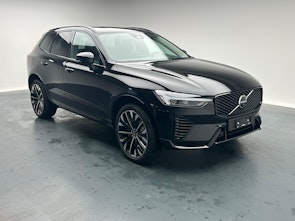 Vehicle image VOLVO XC60 2.0 T6 TE Ultra Dark eAWD