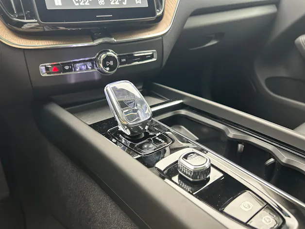 Volvo XC60 2.0 T6 TE Ultra Dark eAWD