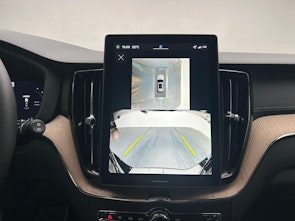 Vehicle image VOLVO XC60 2.0 T6 TE Ultra Dark eAWD