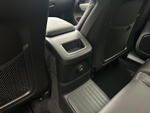 Vehicle image VOLVO XC60 2.0 T6 TE Ultra Dark eAWD