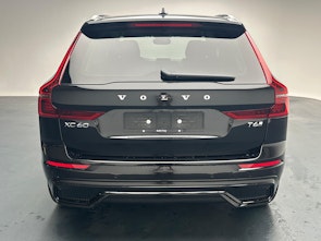 Vehicle image VOLVO XC60 2.0 T6 TE Ultra Dark eAWD