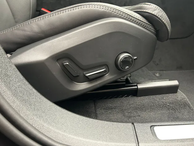 Volvo XC60 2.0 T6 TE Ultra Dark eAWD