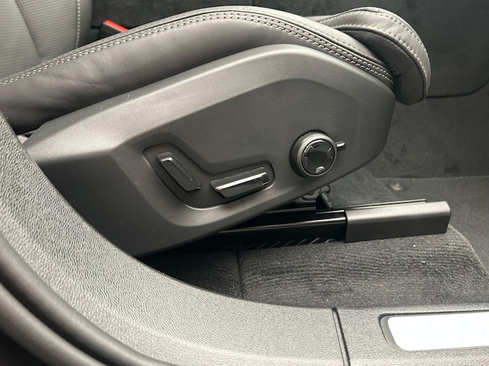 Vehicle image VOLVO XC60