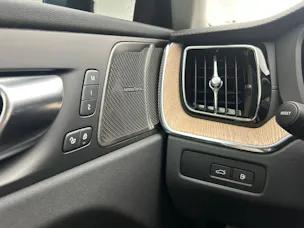 Volvo XC60 2.0 T6 TE Ultra Dark eAWD