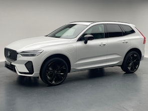 Vehicle image VOLVO XC60 2.0 T6 TE Black Edition eAWD