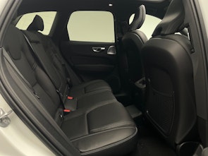 Vehicle image VOLVO XC60 2.0 T6 TE Black Edition eAWD