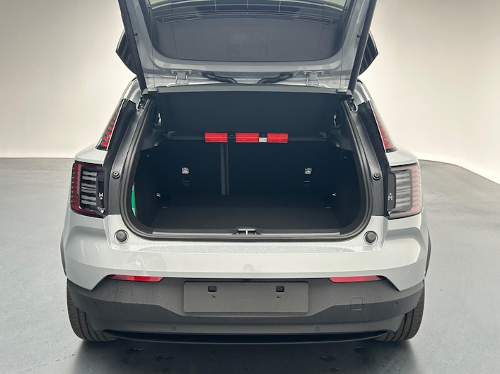 Vehicle image VOLVO EX 30