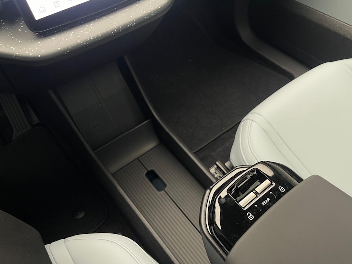 Vehicle image VOLVO EX 30