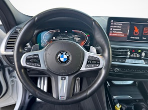 Vehicle image BMW X4 20d xDrive