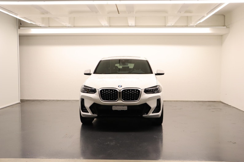 Vehicle image BMW X4