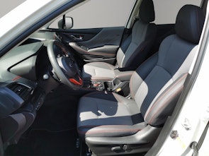 Vehicle image SUBARU Forester Station 2.0i e-Boxer Sport