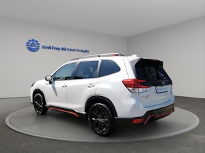 Vehicle image SUBARU Forester Station 2.0i e-Boxer Sport