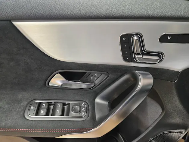 Mercedes-Benz A 250 4Matic AMG Line
