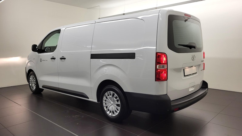 Vehicle image TOYOTA PROACE
