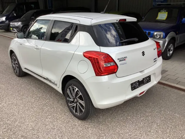 Suzuki Swift 1.2 Piz Sulai Top Hybrid 4x4
