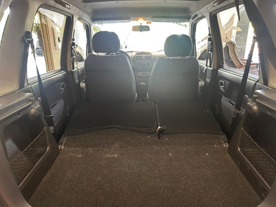 Vehicle image 17