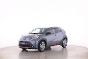 First vehicle image