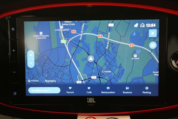 Vehicle image 6