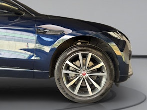 Vehicle image JAGUAR F-Pace 2.0 I4 250 R-Dynamic SE AWD