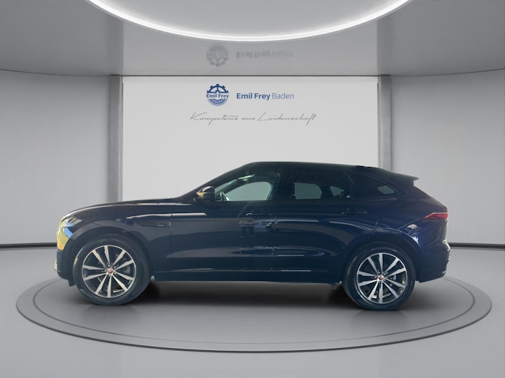 Vehicle image JAGUAR F-PACE