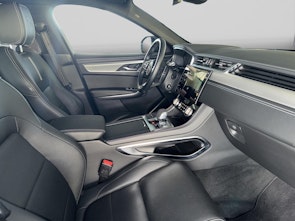 Vehicle image JAGUAR F-Pace 2.0 I4 250 R-Dynamic SE AWD