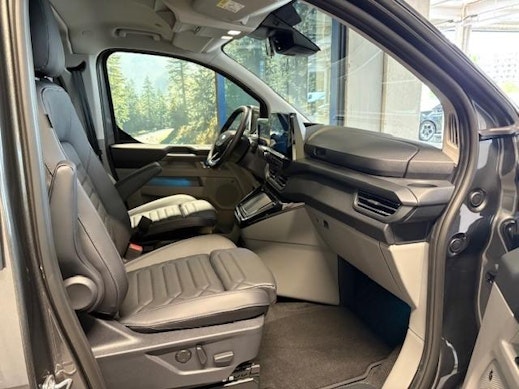 FORD Tourneo C Bus 320 L1 2.0 EcoBlue 170 Titanium X 3