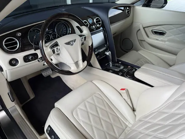 Bentley Continental GTC 6.0 V12 Speed