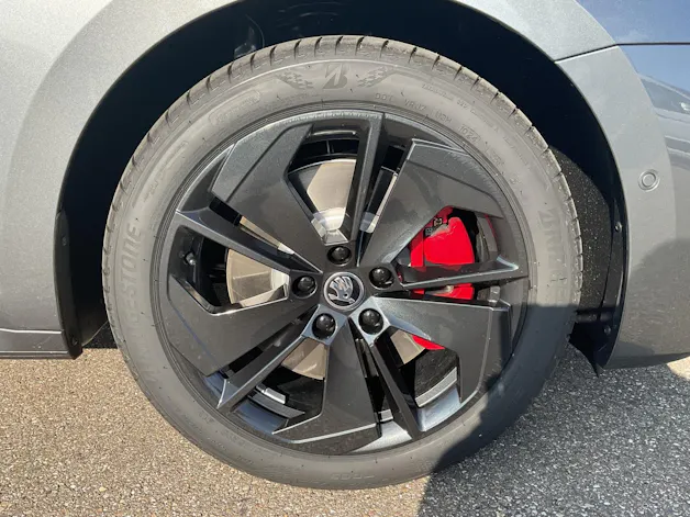 Škoda Octavia Combi 2.0 TSI DSG RS