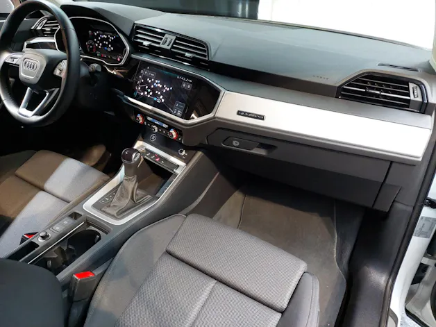 Audi Q3 35 TDI S line quattro S-tronic