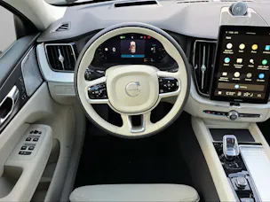 Volvo XC60 T6 eAWD PluginHybrid Ultra Dark Model 2026