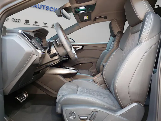 Audi Q4 e-tron 55 quattro