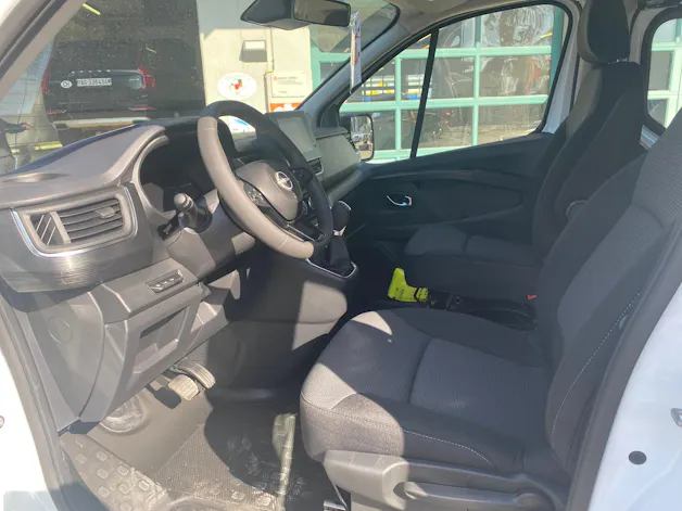 Nissan Primastar dCi 170 2.8 L1H1 8 Pl. N-Connecta DCT
