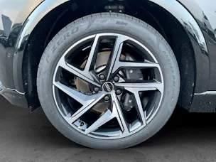 Audi SQ6 e-tron quattro