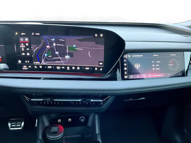 Audi SQ6 e-tron quattro