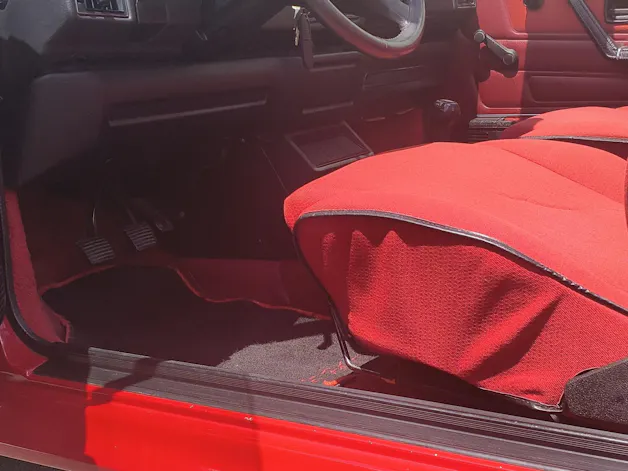 VW Golf Cabriolet 1800 (GL) Red Spezial