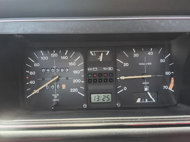 VW Golf Cabriolet 1800 (GL) Red Spezial