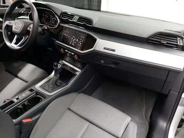 Audi Q3 35 TDI S line quattro S-tronic
