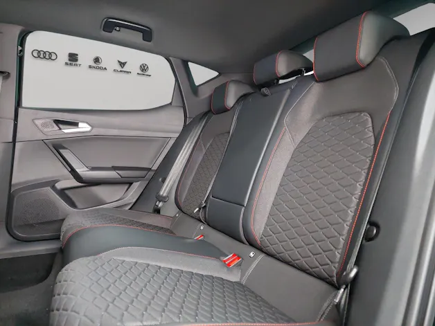 SEAT Leon 1.5 eTSI mHEV DSG Move FR