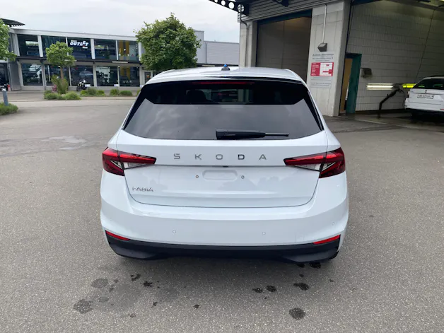 Škoda Fabia 1.0 TSI Selection DSG Küng Edition