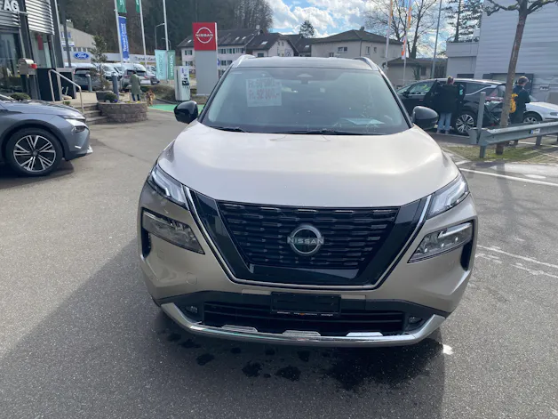 Nissan X-Trail 1.5 VC-T e-Power 4WD 7 Sitze Tekna