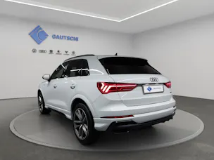 Audi Q3 35 TDI S line quattro S-tronic